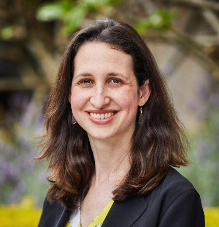 Jessica Mendoza Roth Headshot